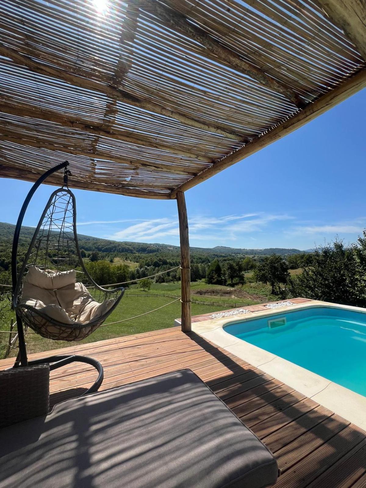 Le Chalet M - Cabana Cu O Panorama De Poveste. Dióshalom Kültér fotó