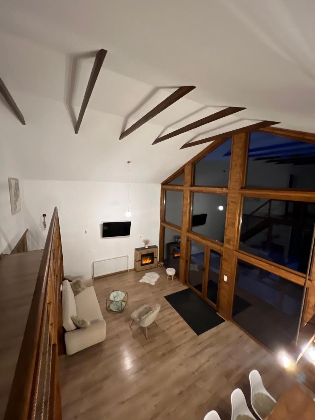 Le Chalet M - Cabana Cu O Panorama De Poveste. Dióshalom Kültér fotó