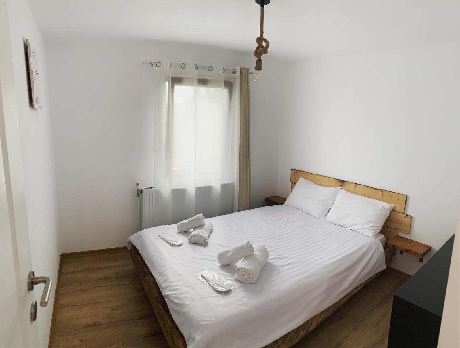 Le Chalet M - Cabana Cu O Panorama De Poveste. Dióshalom Kültér fotó